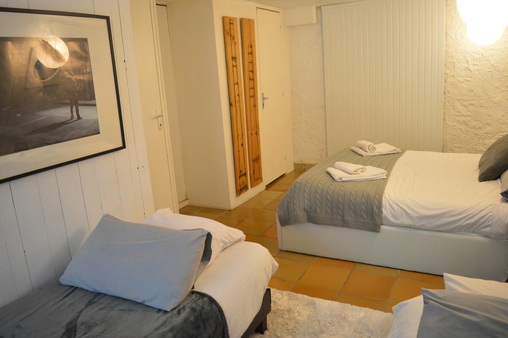 투르농쉬르론 카사 마르타 : 스위츠 - 테라세 스 에 뷔 파노라마 B&B 외부 사진
